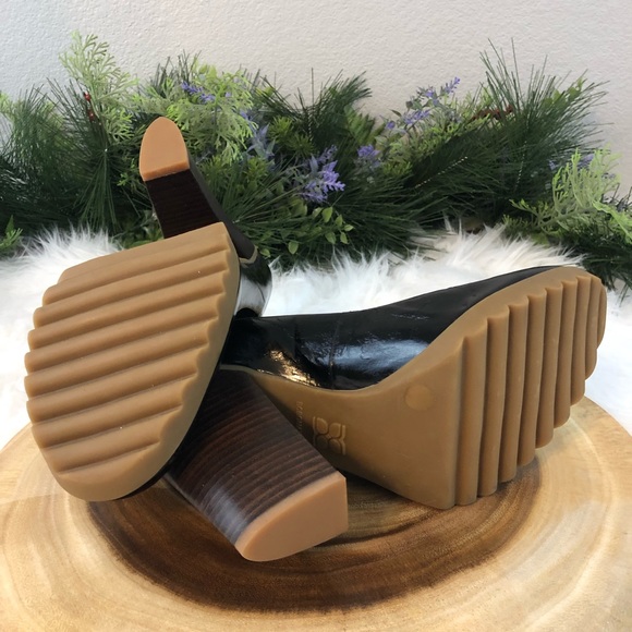 BCBGMaxAzria platform heel with block heel size 10 - Picture 5 of 6